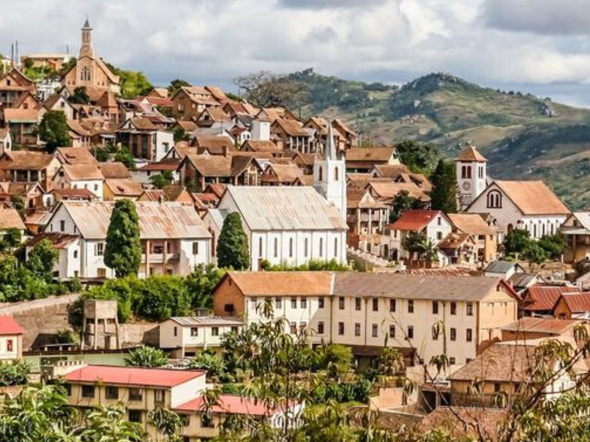 FIANARANTSOA - African Travels - Madagascar Holiday